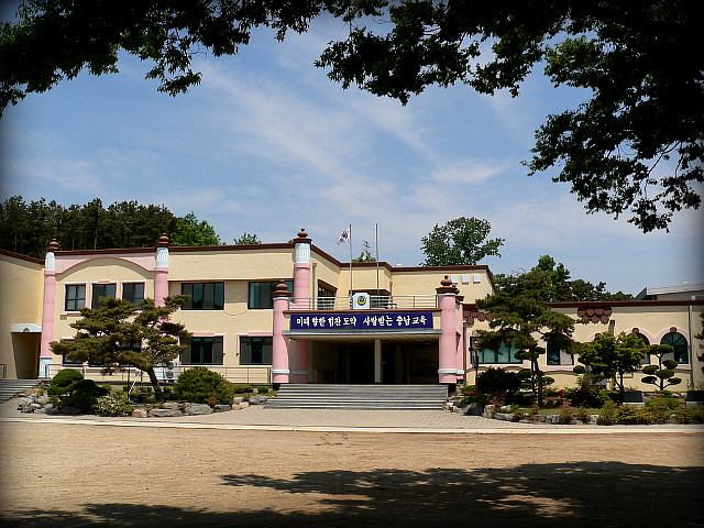 계룡초등학교 이미지