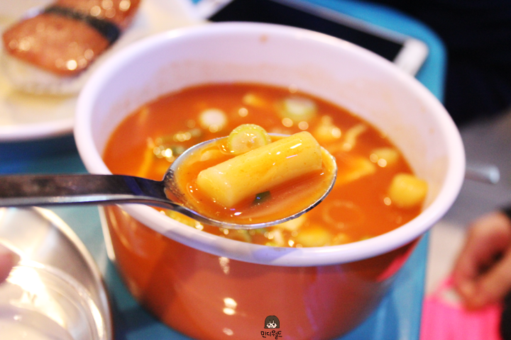 국물많은 떡볶이 vs 찐득한 떡볶이 | 인스티즈