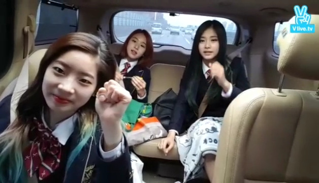 [TWICE] 흔한_급식단의_등교길. (광대 주의) | 인스티즈