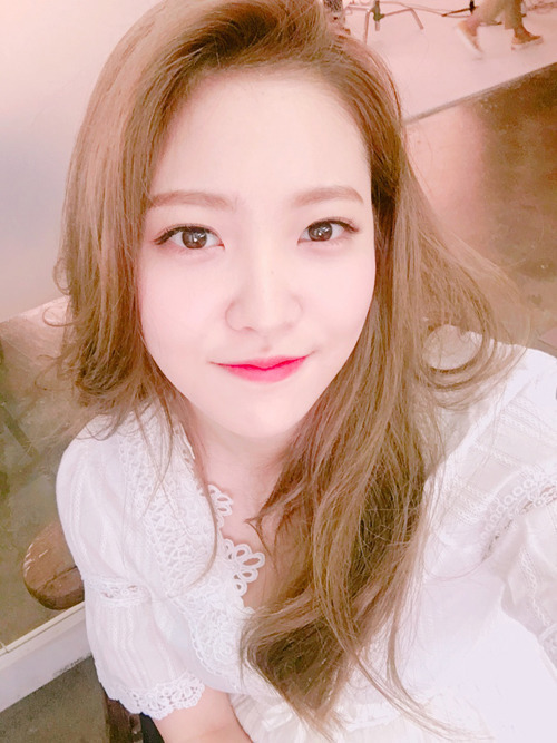 종착역장 부임 일주일된 기념 레드벨벳 | 인스티즈