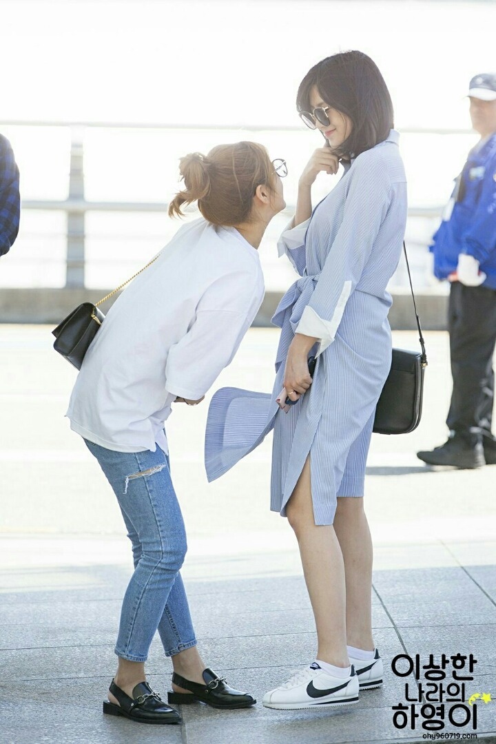 다정한 부부같이 나온 윤보미와 오하영 | 인스티즈