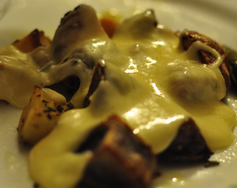 [라클렛] 녹인 치즈를 얹어먹는 스위스 음식 | 인스티즈