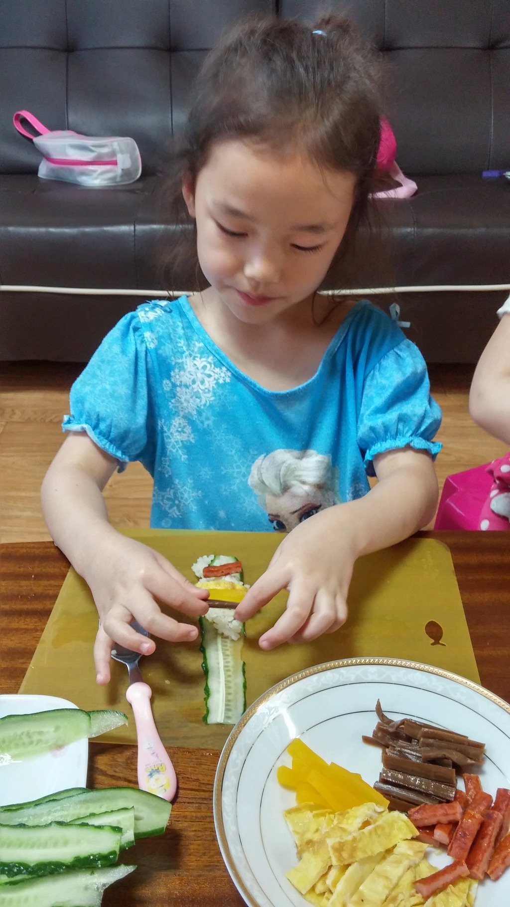 주홍김밥 이미지