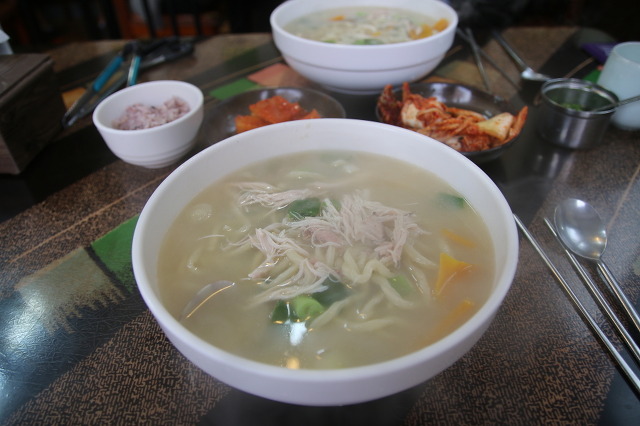 손칼국수 이미지