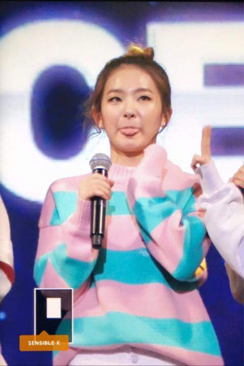 [레드벨벳] 슬기에게 자주 보이는 습관 | 인스티즈