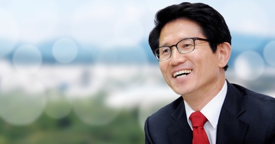 김문수"바른정당 탈당 14명 환영...손 잡고 친북·반미세력 막아야" | 인스티즈