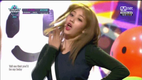 [twice] 오늘자 트와이스 리더 갓지효 움짤.gif | 인스티즈