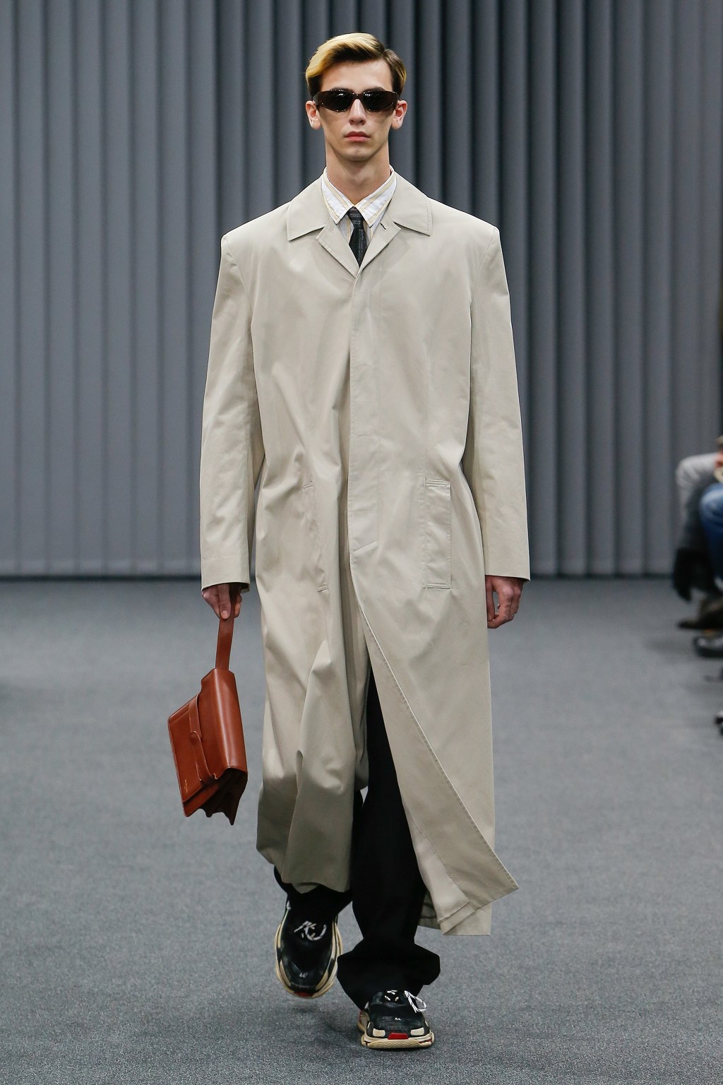 베트멍의 2번째 Balenciaga 2017.18 F/W 남성복 컬렉션 | 인스티즈