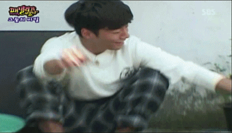 [패밀리가떴다] 무를 비누로 닦는 엉성천희.jpg | 인스티즈