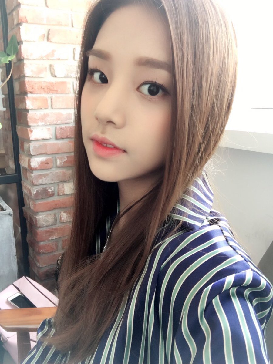 걸그룹 라붐에서 반전매력을 맡고 있는 솔빈.jpgif | 인스티즈