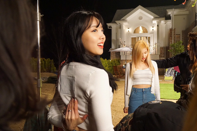 트와이스 CHEER UP 비하인드 23p | 인스티즈