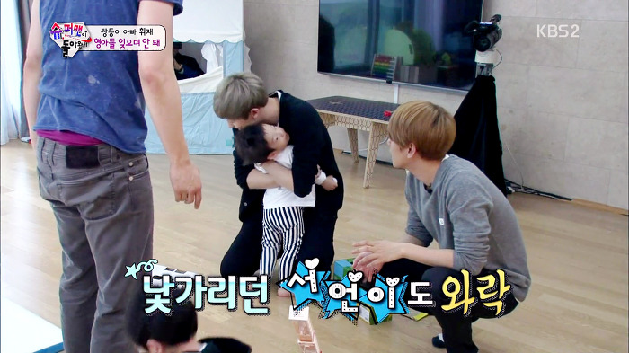 [슈퍼맨이돌아왔다] 이서언의 광대는 거짓말을 하지 않쟈나ㅋㅋㅋㅋㅋㅋㅋ (feat.엑소형들) | 인스티즈