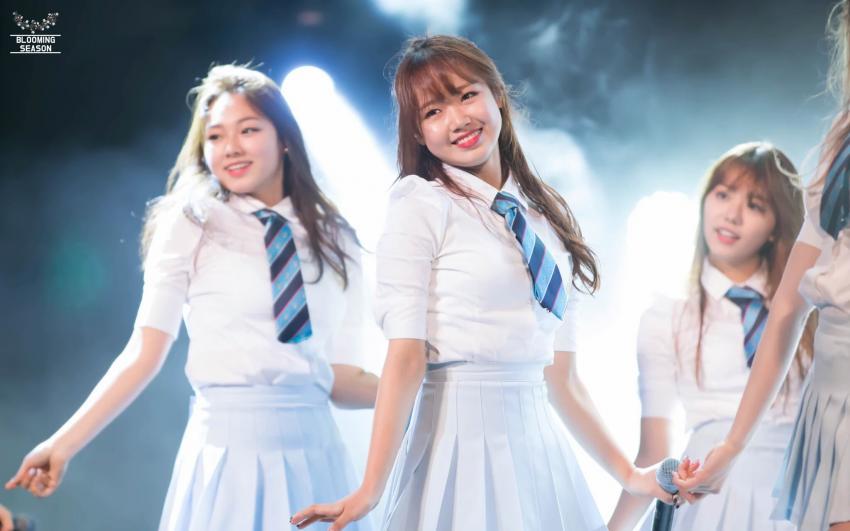 얼굴에 젖살이 있는 유정이 (아이오아이) | 인스티즈