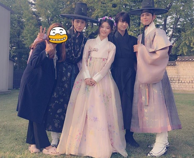 한복이 잘 어울리는 김유정 .JPG | 인스티즈