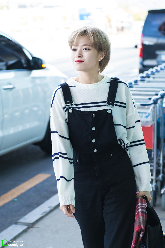 오늘자 트와이스 정연 | 인스티즈