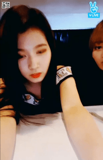 오늘도 브이앱한 사나...gif | 인스티즈