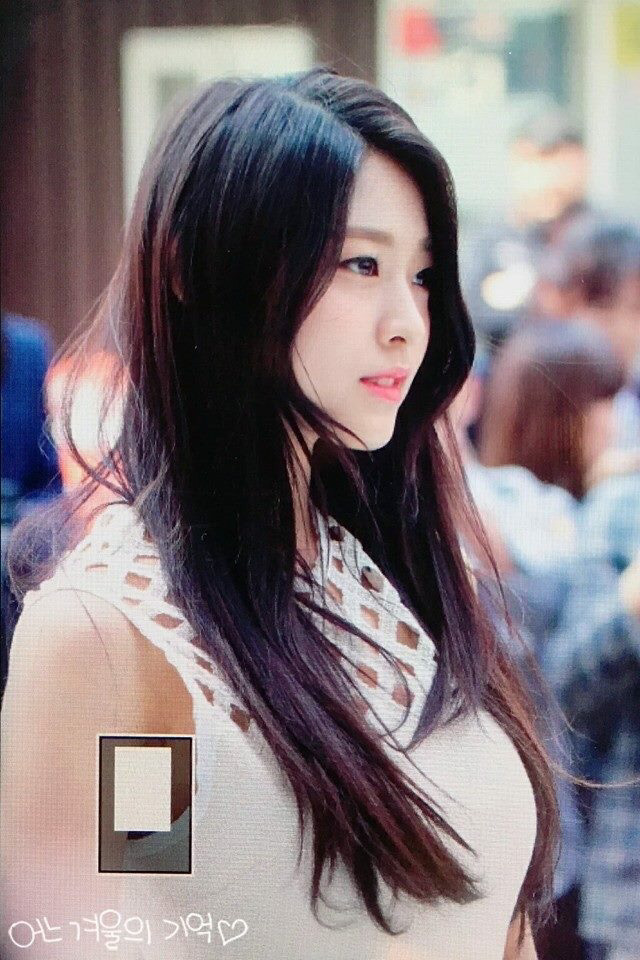 투표하러 간 설현이.jpg | 인스티즈