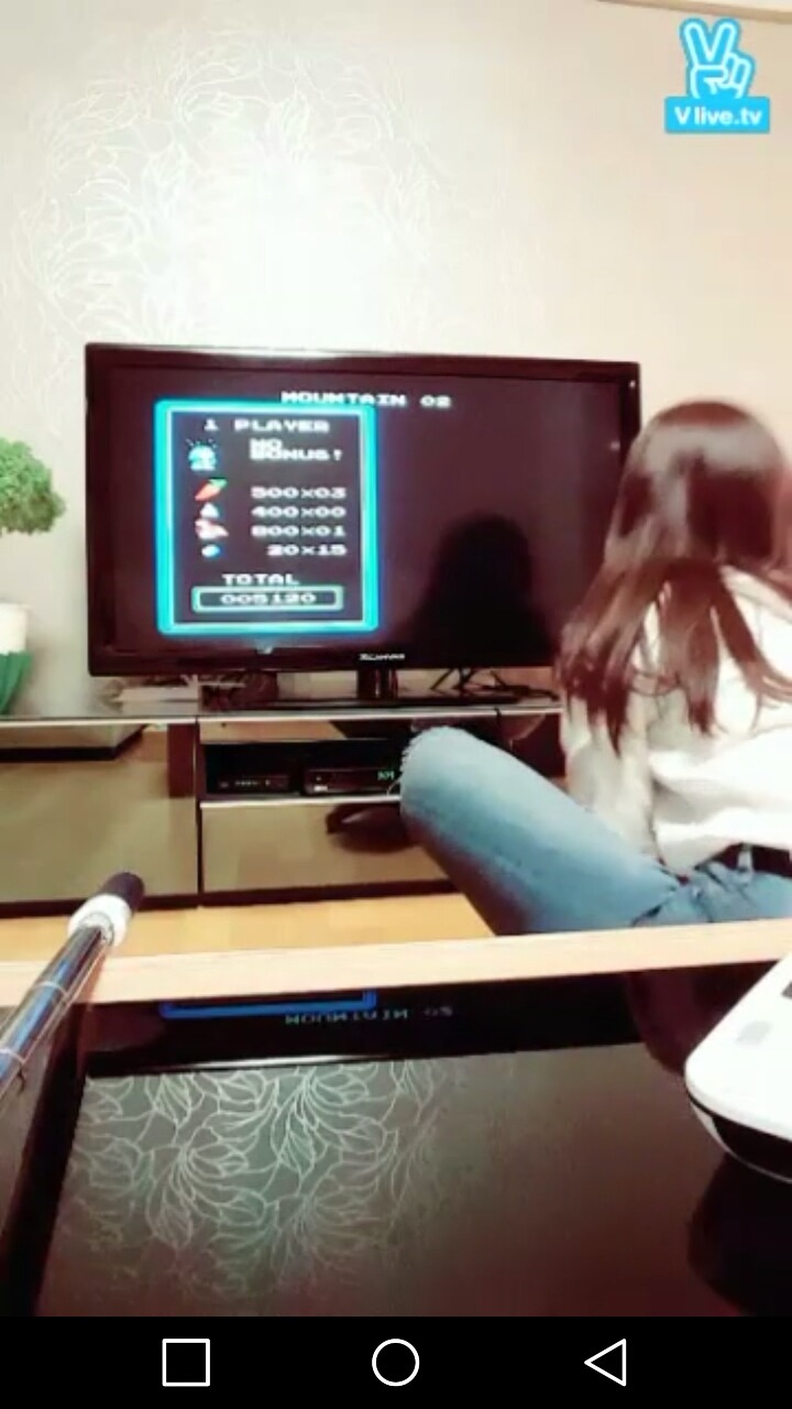 팩게임하는 공대누나.jpg | 인스티즈