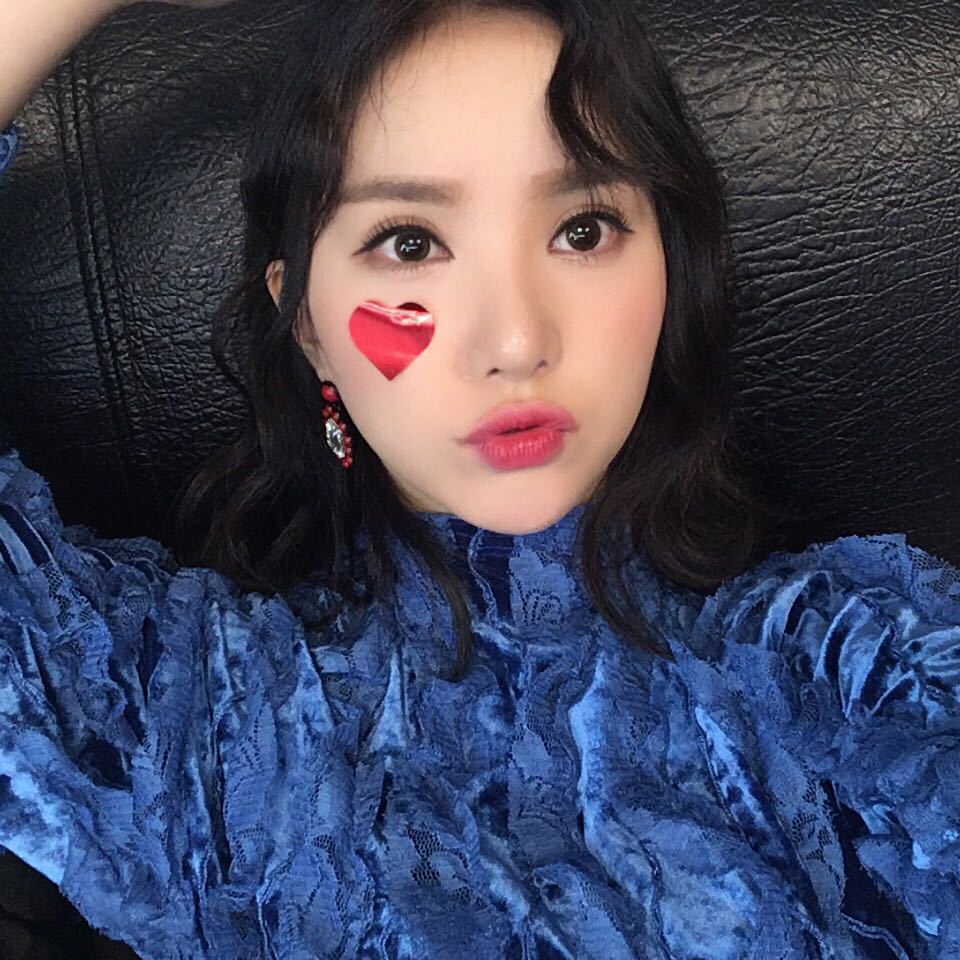 저도 제 여자친구 인증.jpgif | 인스티즈