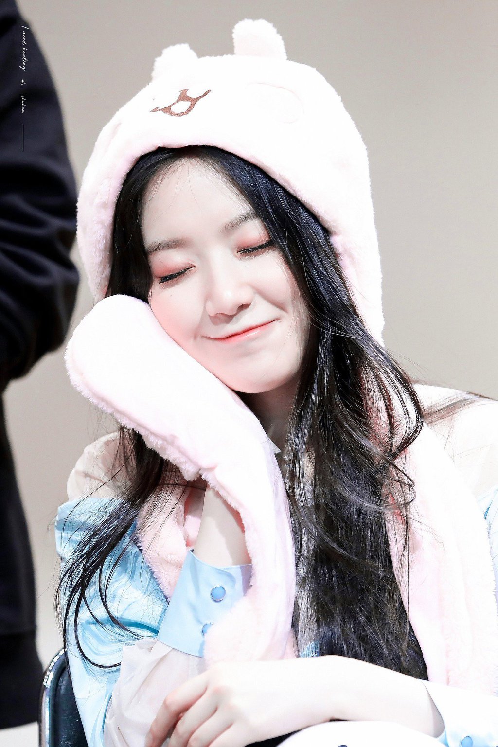새하얀 여자아이들 슈화.jpgif | 인스티즈
