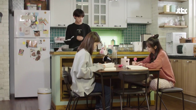 [청춘시대2] 갑자기 라라랜드 찍는 줄 알았던 하메들 노래 부르는 장면ㅋㅋㅋㅋㅋ.jpg | 인스티즈