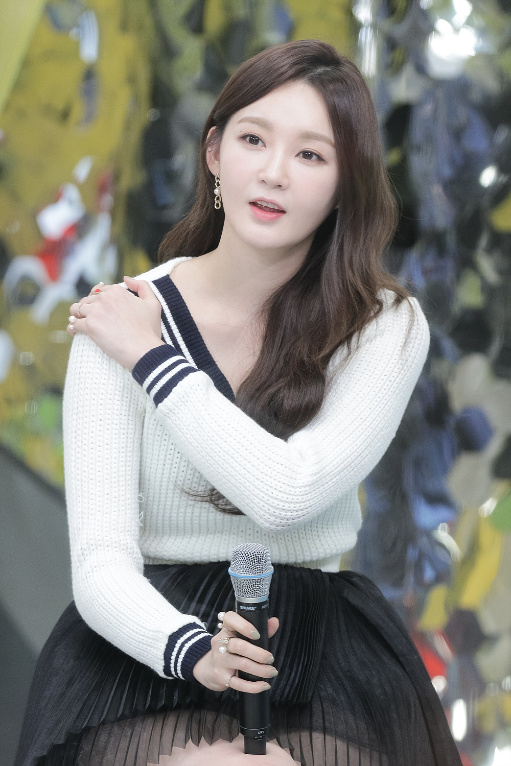 묘한 강민경 | 인스티즈