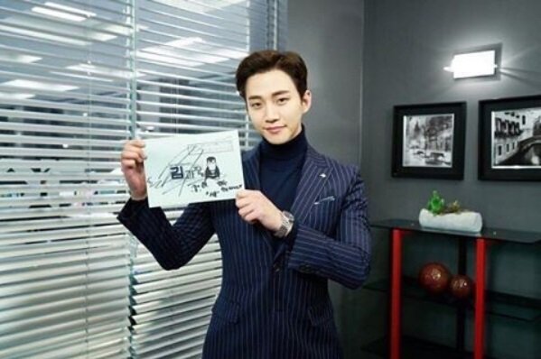 큰 포텐이 보이는 신인 남배우 3명.jpgif | 인스티즈