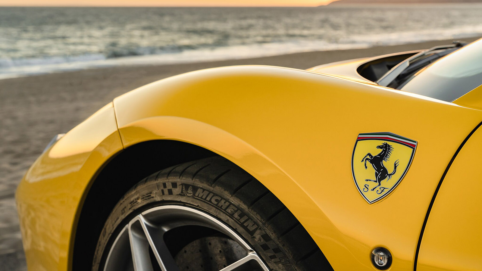 페라리 F8 스파이더 | 인스티즈