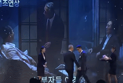 상 받으러 갔다가 당황한 이경영 | 인스티즈