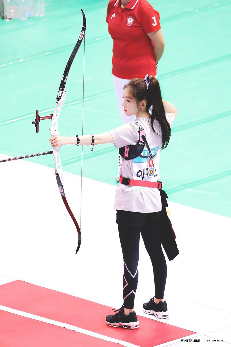 아이린의 옆태.jpg | 인스티즈