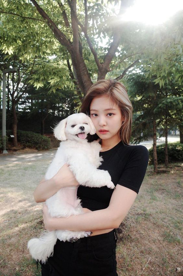 무대 뒤에서 더 빛나는 블랙핑크 제니의 일상사진.jpg | 인스티즈