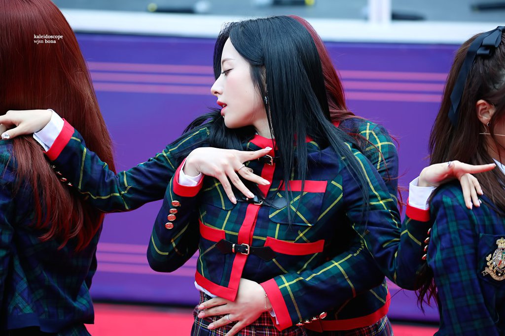 비쥬얼은 아이돌 톱클래스인 우주소녀 보나.jpg | 인스티즈