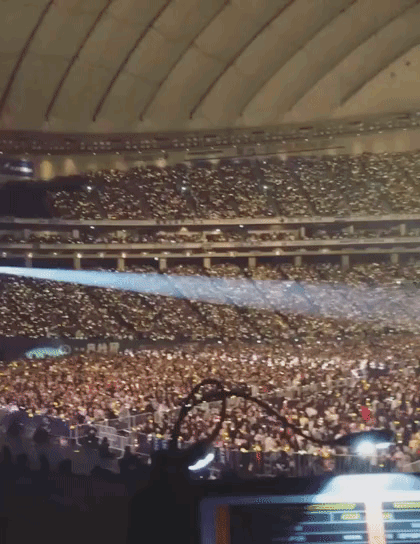 빅뱅 평일 도쿄돔 콘서트 관객석 상황.jpgif | 인스티즈