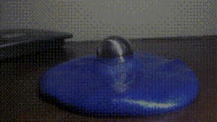 삼켜지는 쇠구슬.GIF | 인스티즈