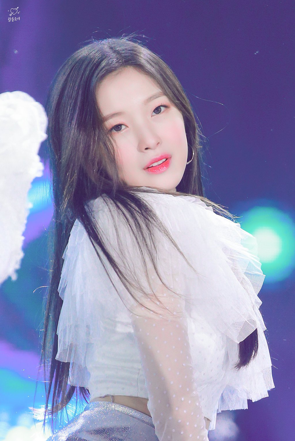 최예원 a.k.a 오마이걸 아린.jpgif | 인스티즈
