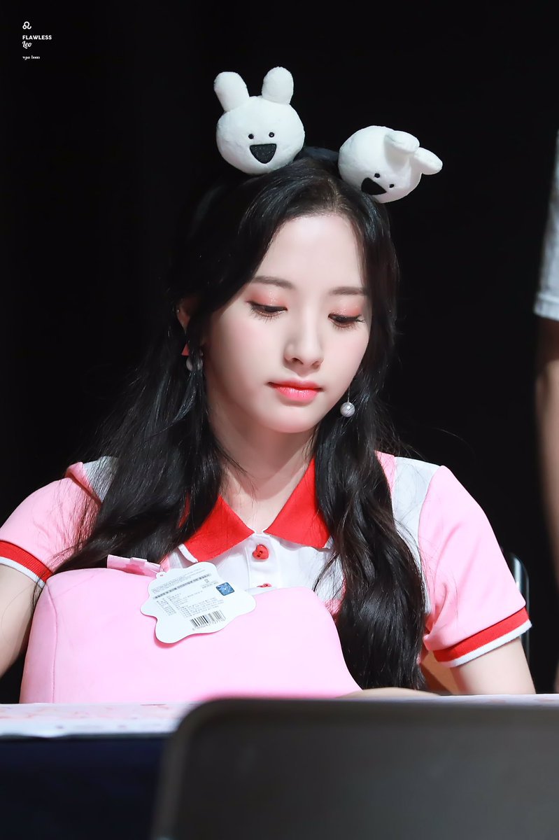 17시즌 우주소녀 보나의 미모.jpg | 인스티즈