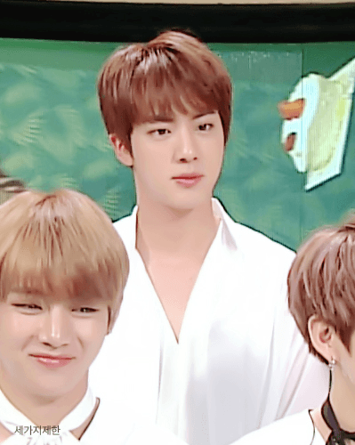방탄소년단 진 후덜덜한 미모모음.gif (데이터주의) | 인스티즈