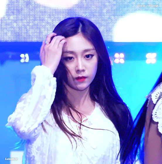러블리즈 지수는 금발이 낫다 vs 흑발(어두운)쪽이 낫다 | 인스티즈
