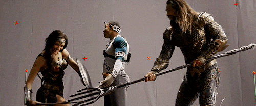 몸 만드는 아쿠아맨.gif | 인스티즈
