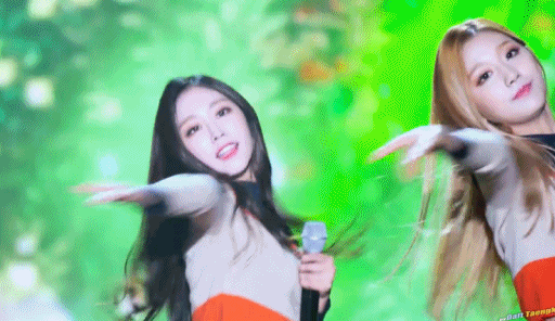 지수는 흑발이 이쁜거같아서 흑발시절 러블리즈 지수.gif | 인스티즈