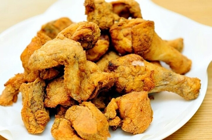 지금 가장 두가지 치킨 중 단 하나만 먹을수 있다면 여러분들의 선택은? | 인스티즈