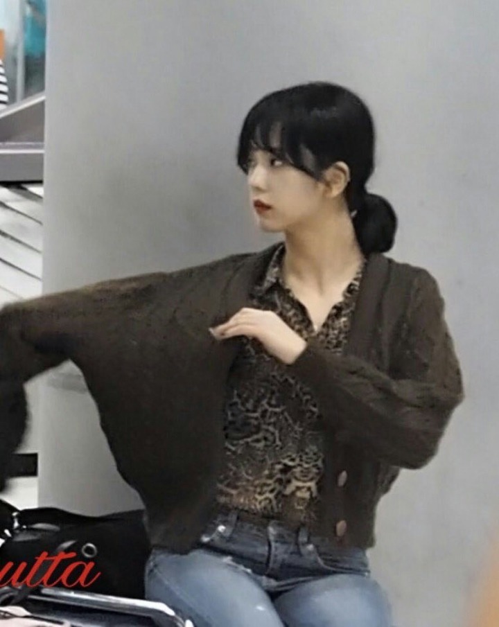 앞머니내리고 청순해진 블랙핑크 지수 | 인스티즈