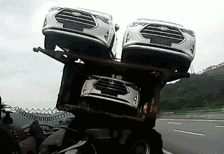 대륙의 교통사고.gif | 인스티즈