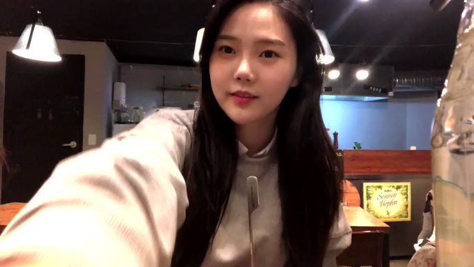 오늘자 오마이걸 효정 | 인스티즈