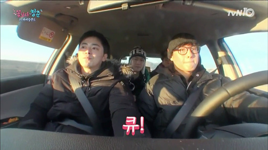 [꽃보다청춘아이슬란드] 꽃청춘 촬영중 안티팬과 전화연결한 조정석 | 인스티즈