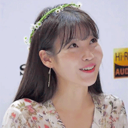 화관쓴 아이유.gif | 인스티즈