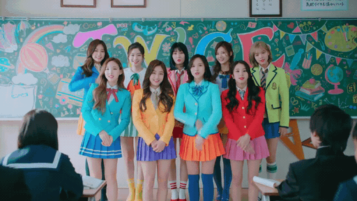 트와이스 일본 첫 광고.gif | 인스티즈