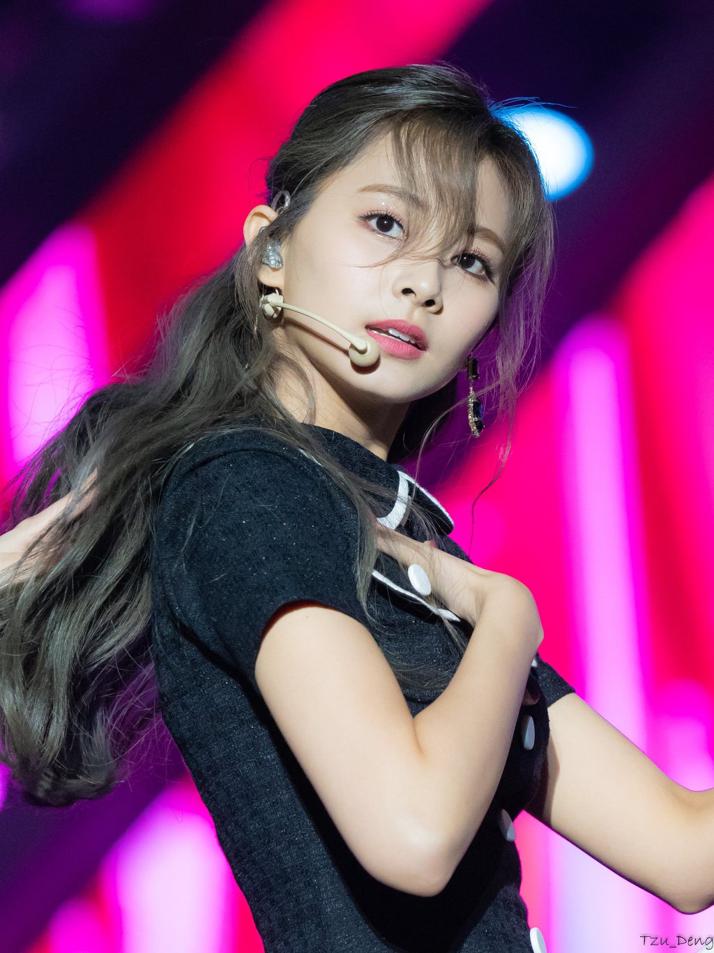 머리묶은 쯔위.jpgif | 인스티즈