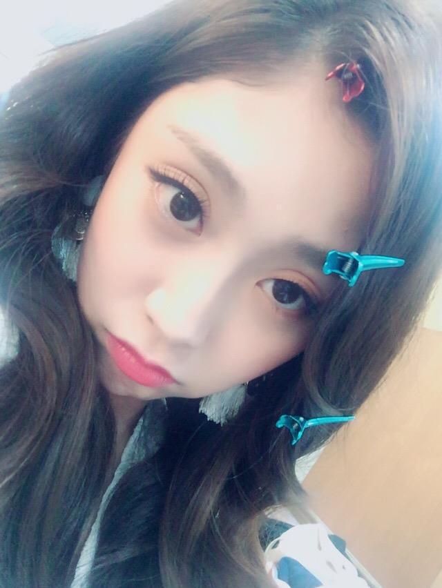 러블리즈 지수는 앞머리를 덮은게 낫다 vs 깐게 낫다 | 인스티즈