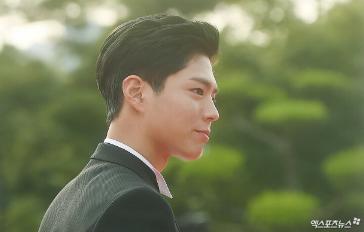 박보검 쓰리피스 수트 코디 수준.JPG | 인스티즈